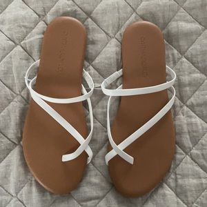 New- Cynthia Rowley Sandals